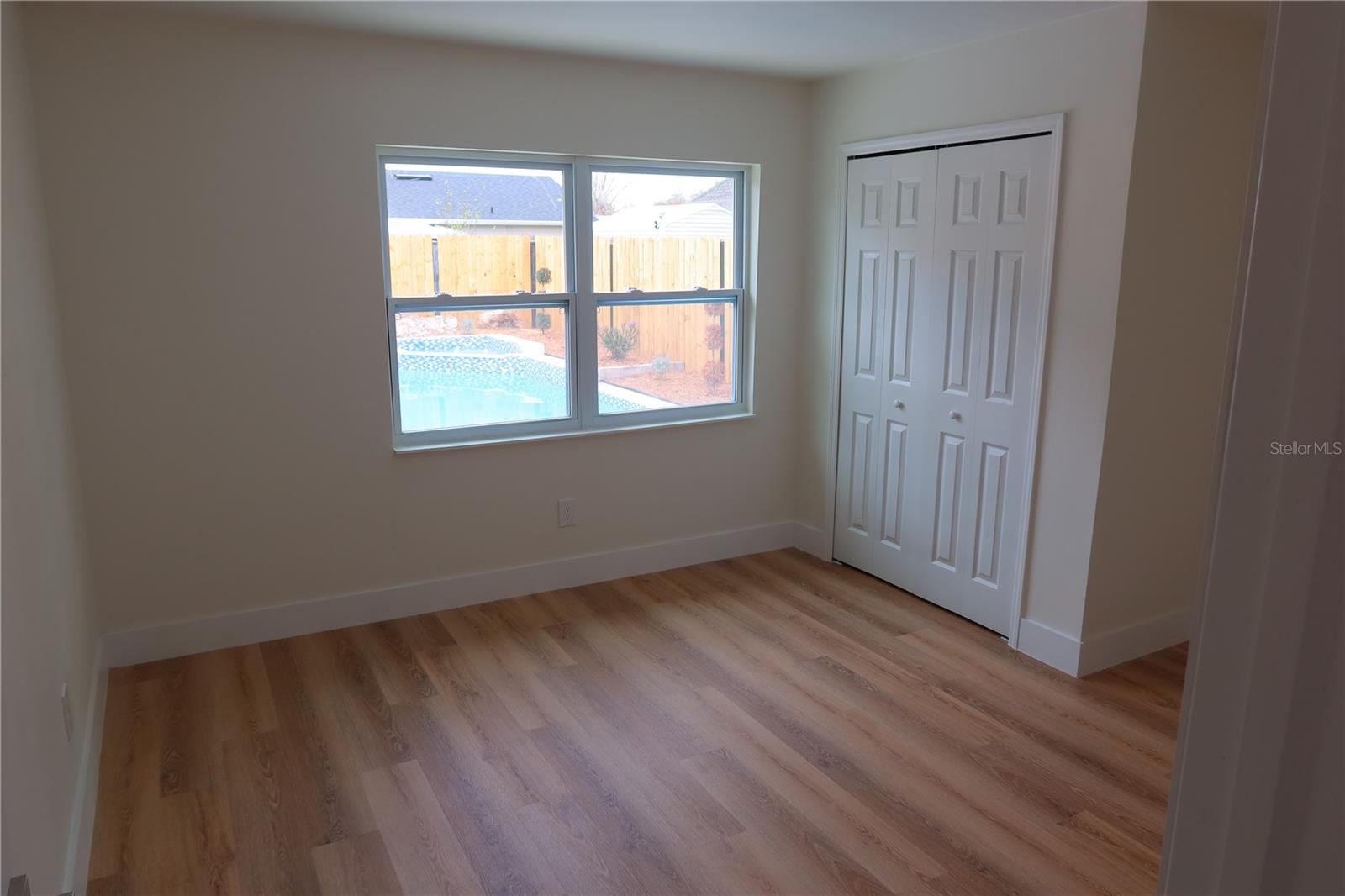 Image 13 of 29 For 227 Minnesota Woods Lane