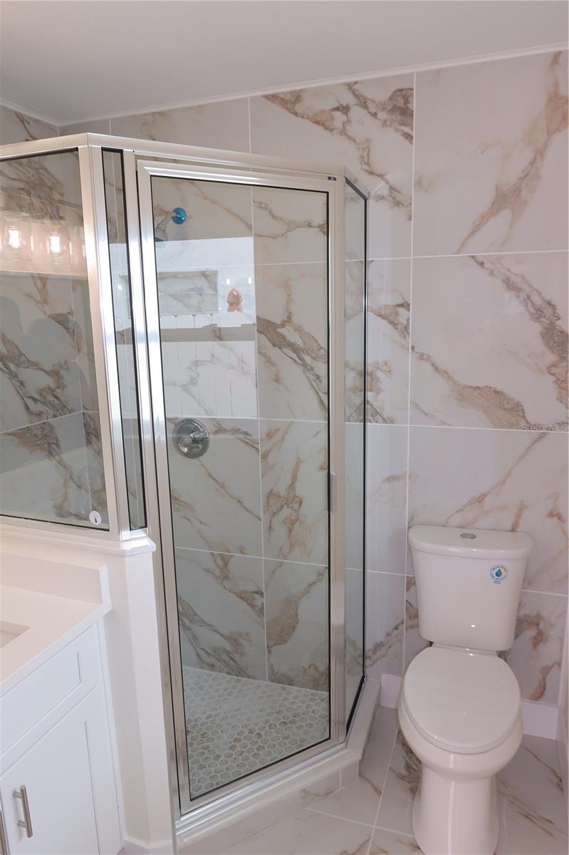 Image 17 of 29 For 227 Minnesota Woods Lane