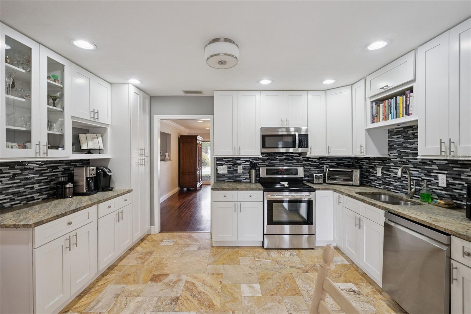 Image 16 of 56 For 3226 Osceola Avenue