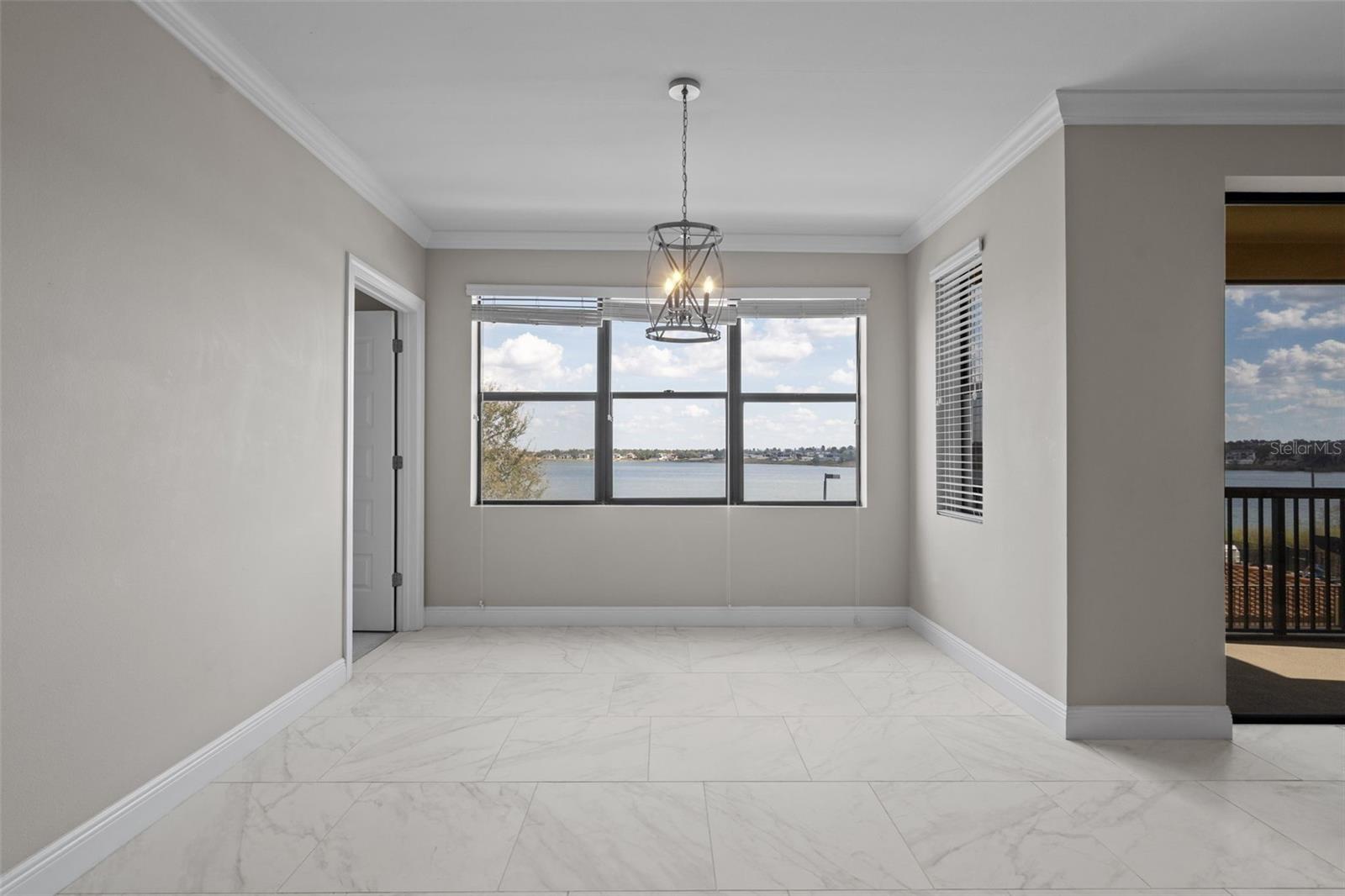 Image 14 of 35 For 16300 County Road 455  307