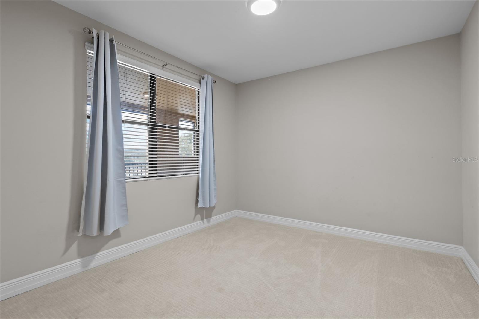 Image 17 of 35 For 16300 County Road 455  307