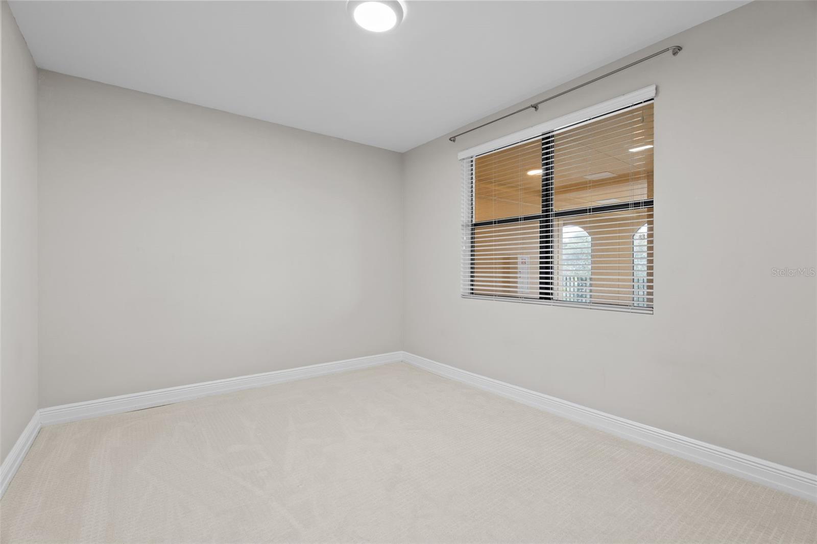 Image 20 of 35 For 16300 County Road 455  307