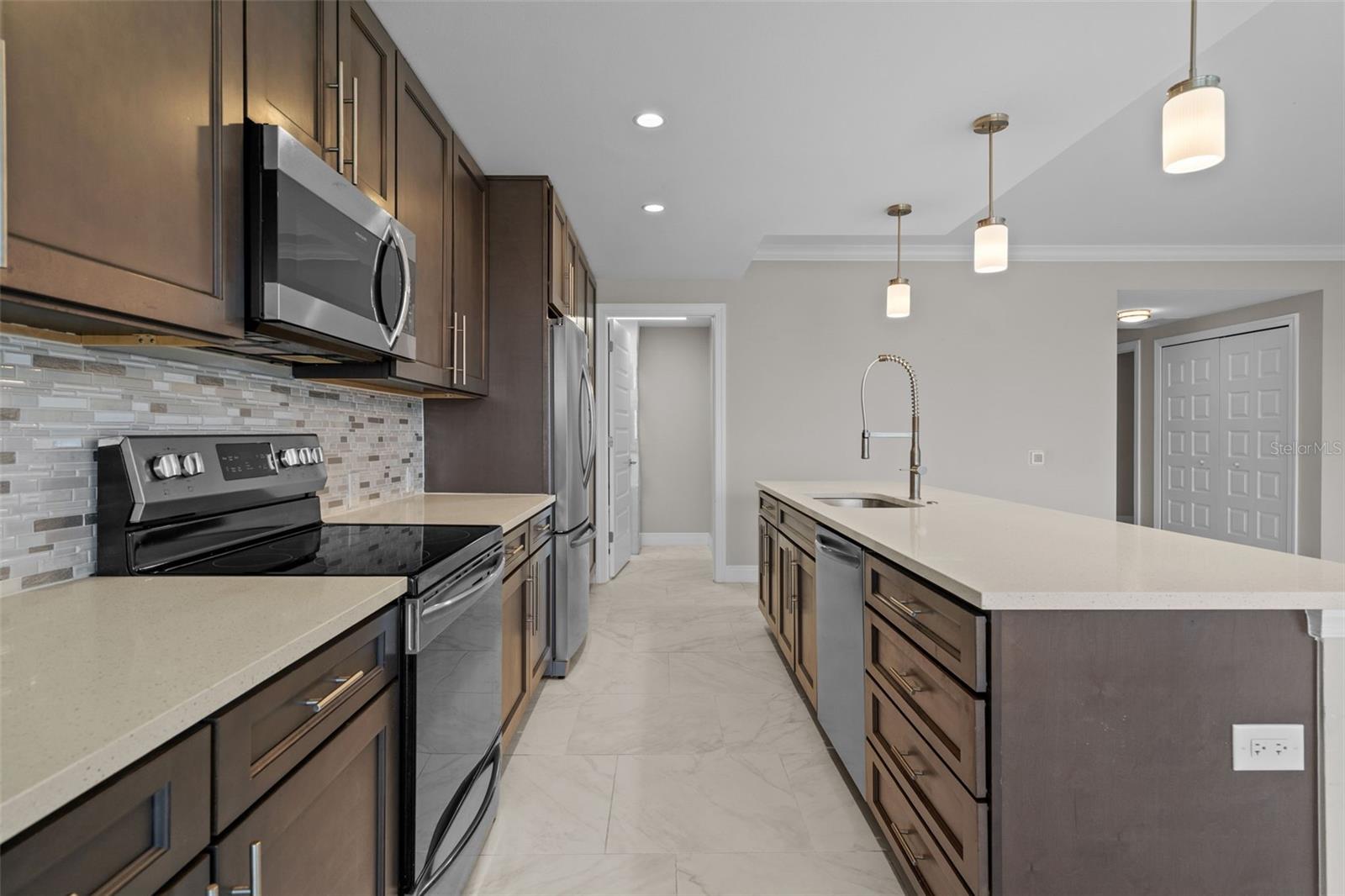 Image 8 of 35 For 16300 County Road 455  307