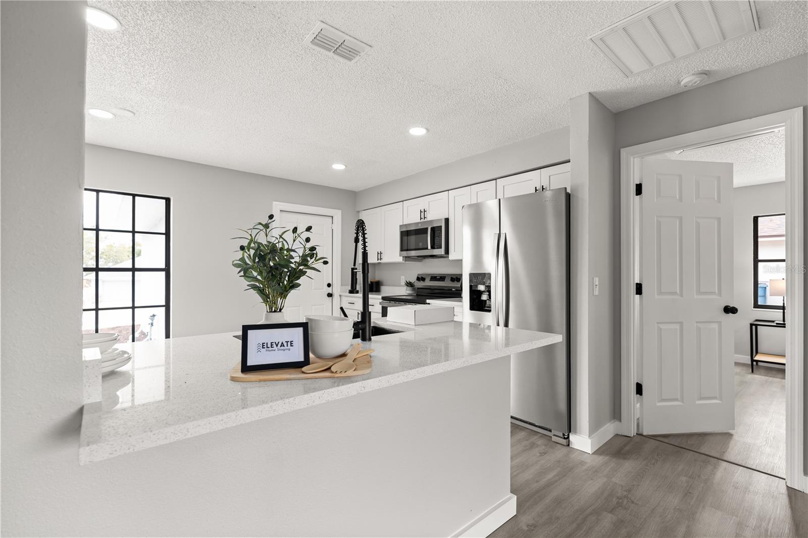 Image 5 of 25 For 1429 Covington Court