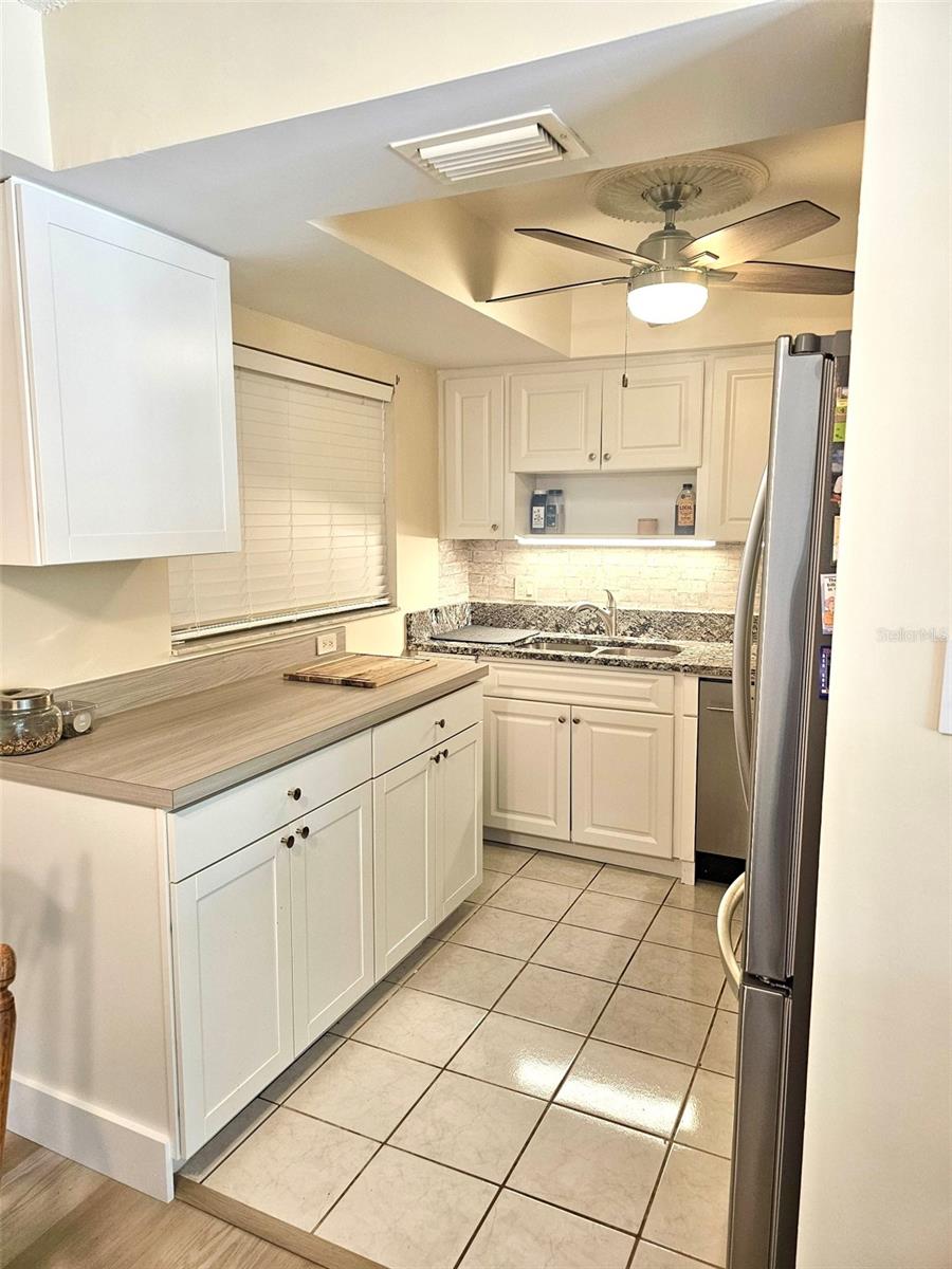 Image 6 of 18 For 8300 Bardmoor Boulevard 105