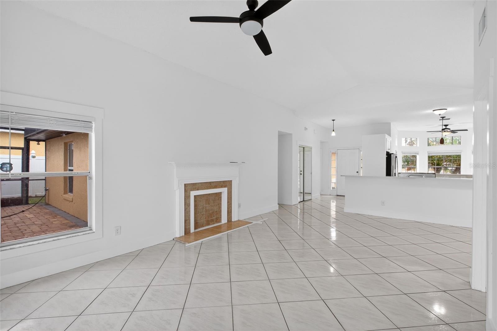 Image 10 of 41 For 1624 Wood Violet Drive