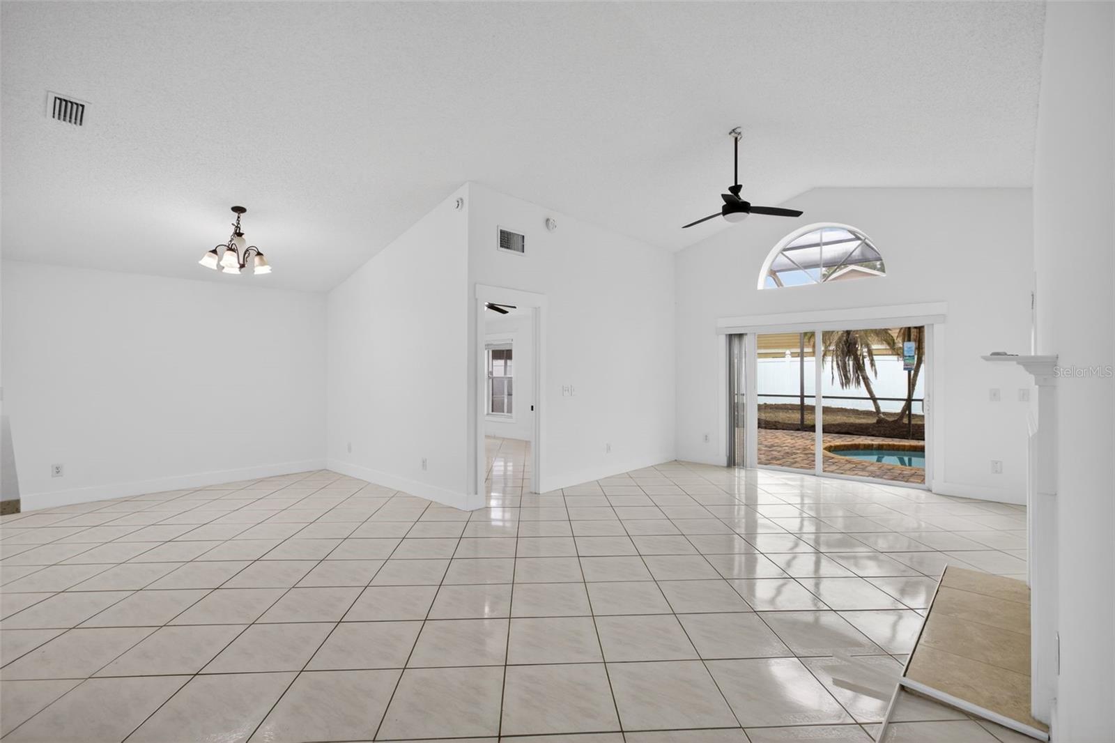 Image 12 of 41 For 1624 Wood Violet Drive