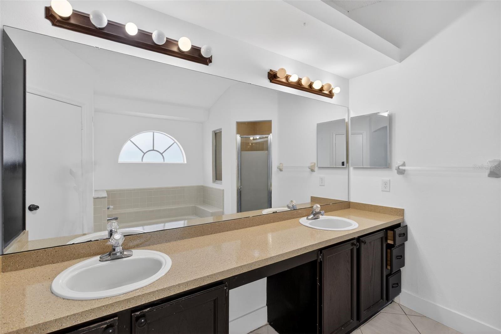 Image 19 of 41 For 1624 Wood Violet Drive