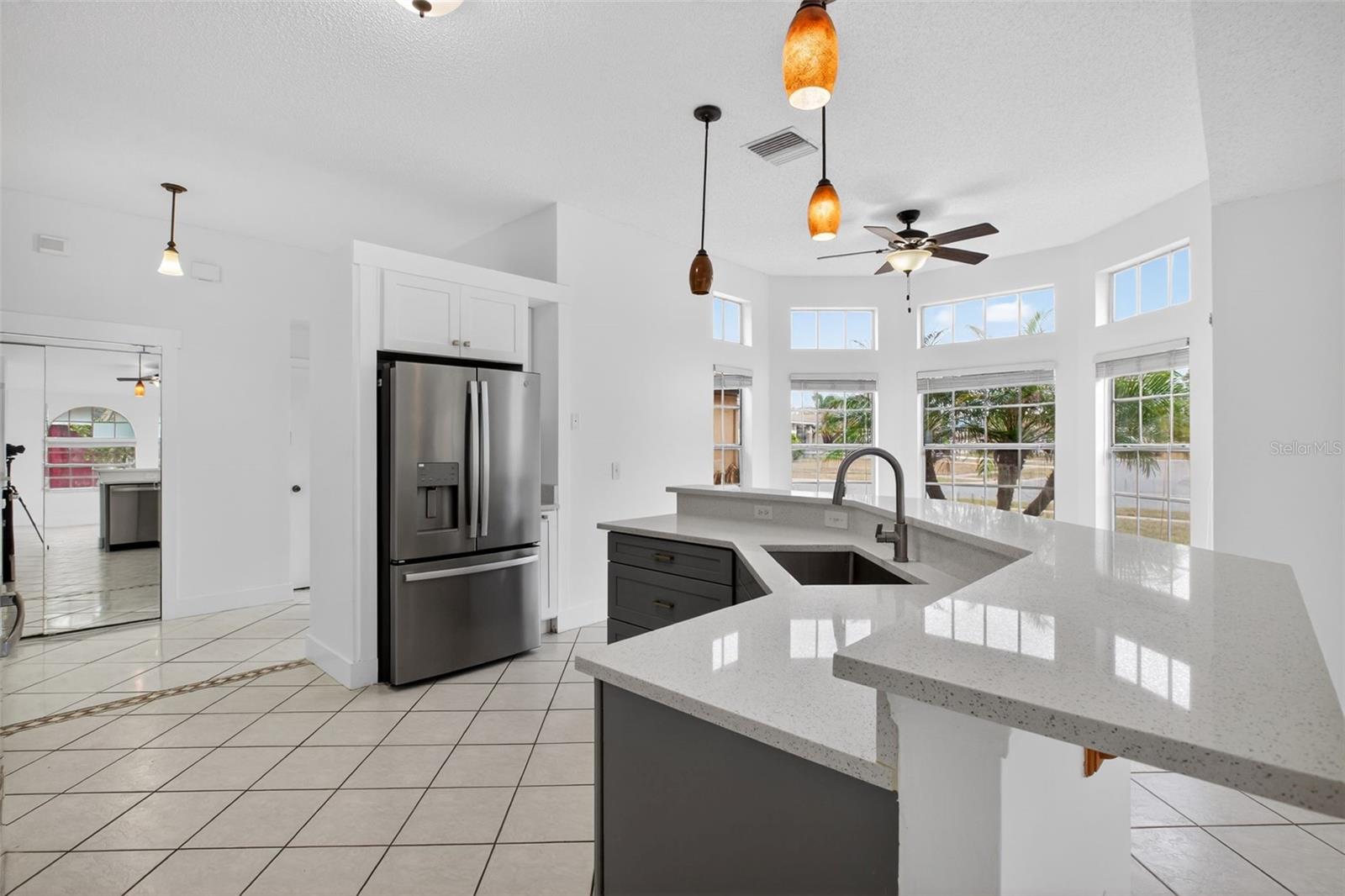 Image 4 of 41 For 1624 Wood Violet Drive