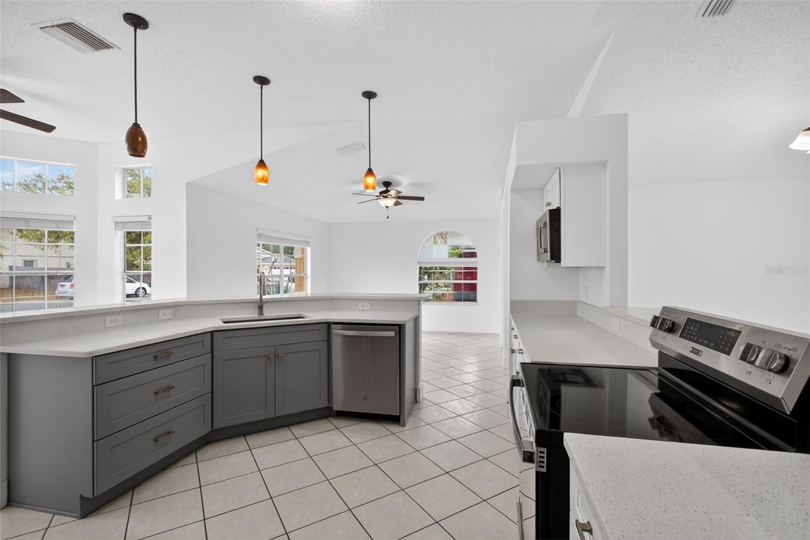 Image 7 of 41 For 1624 Wood Violet Drive