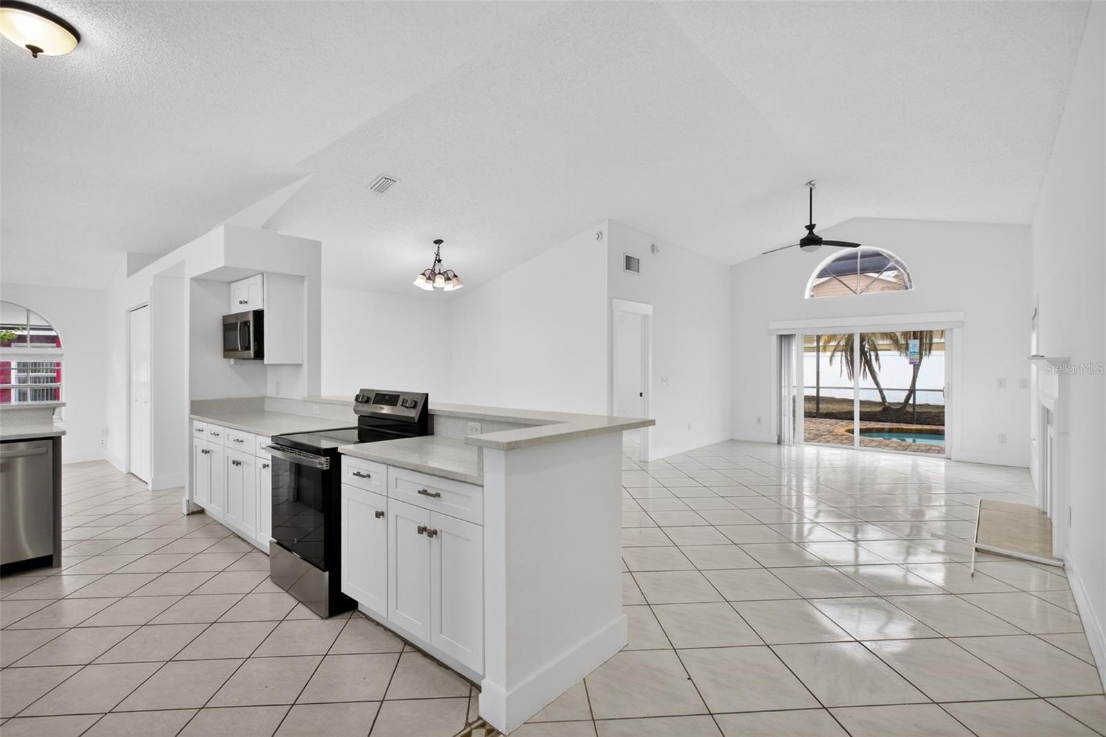 Image 8 of 41 For 1624 Wood Violet Drive