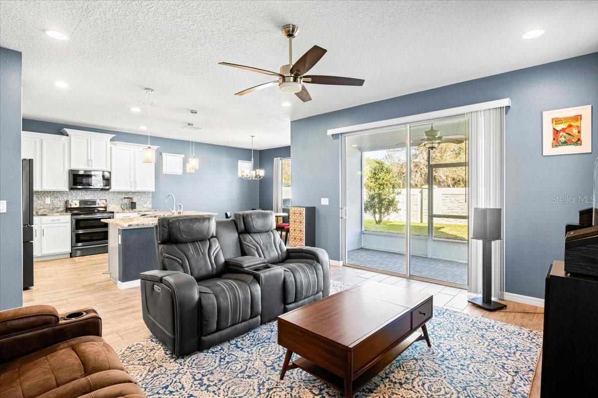 Image 4 of 37 For 2642 Flicker Cove