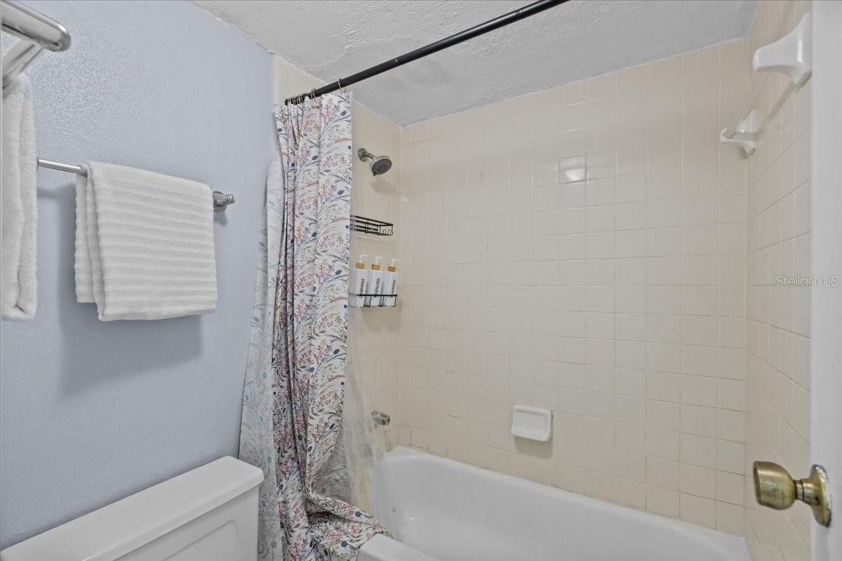 Image 13 of 22 For 2811 Archer Road Z241