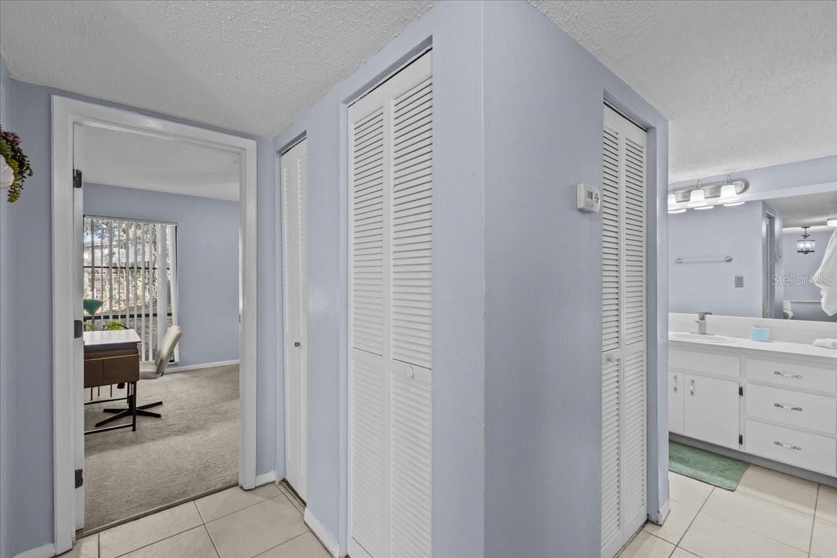 Image 2 of 22 For 2811 Archer Road Z241