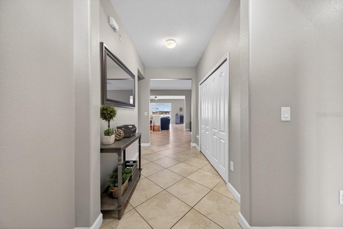 Image 11 of 53 For 2854 Youngford Street