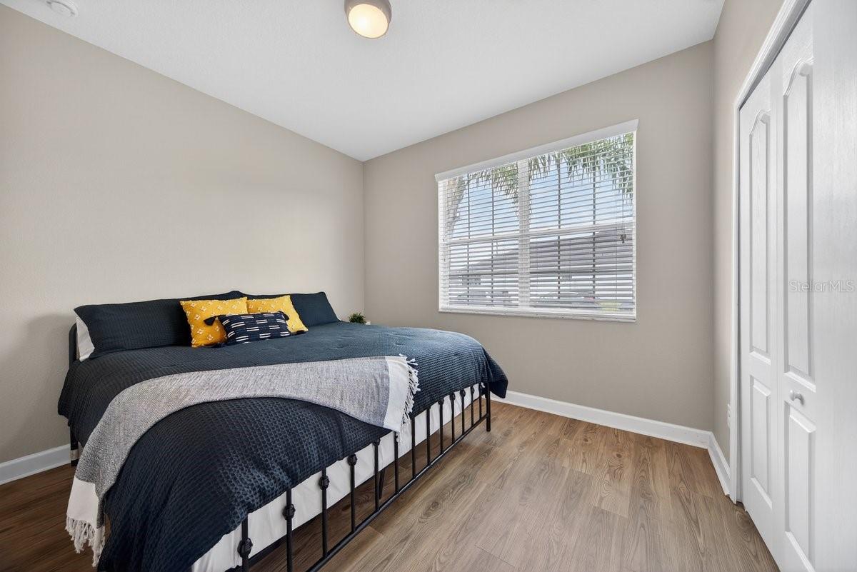 Image 12 of 53 For 2854 Youngford Street