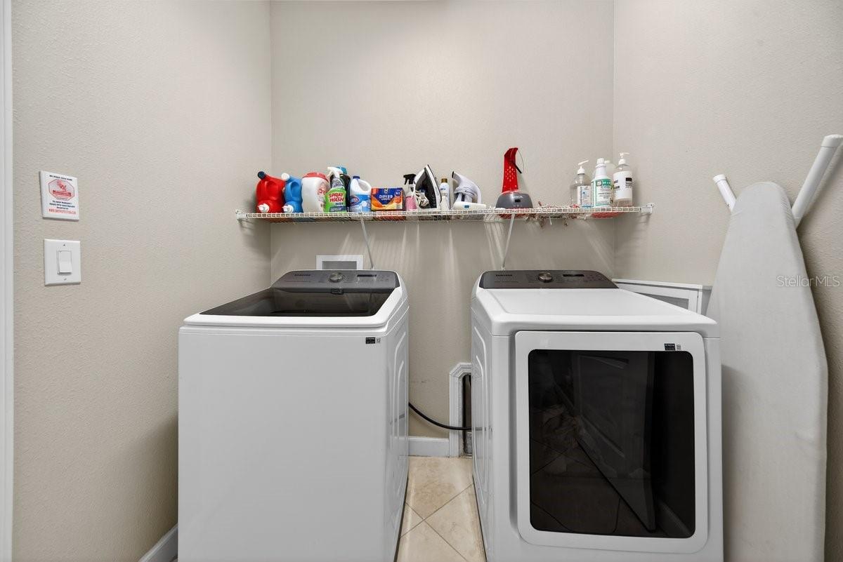 Image 15 of 53 For 2854 Youngford Street