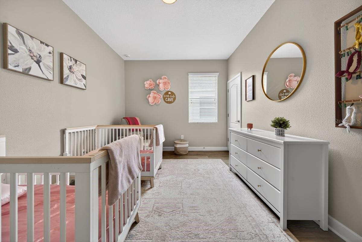 Image 21 of 53 For 2854 Youngford Street