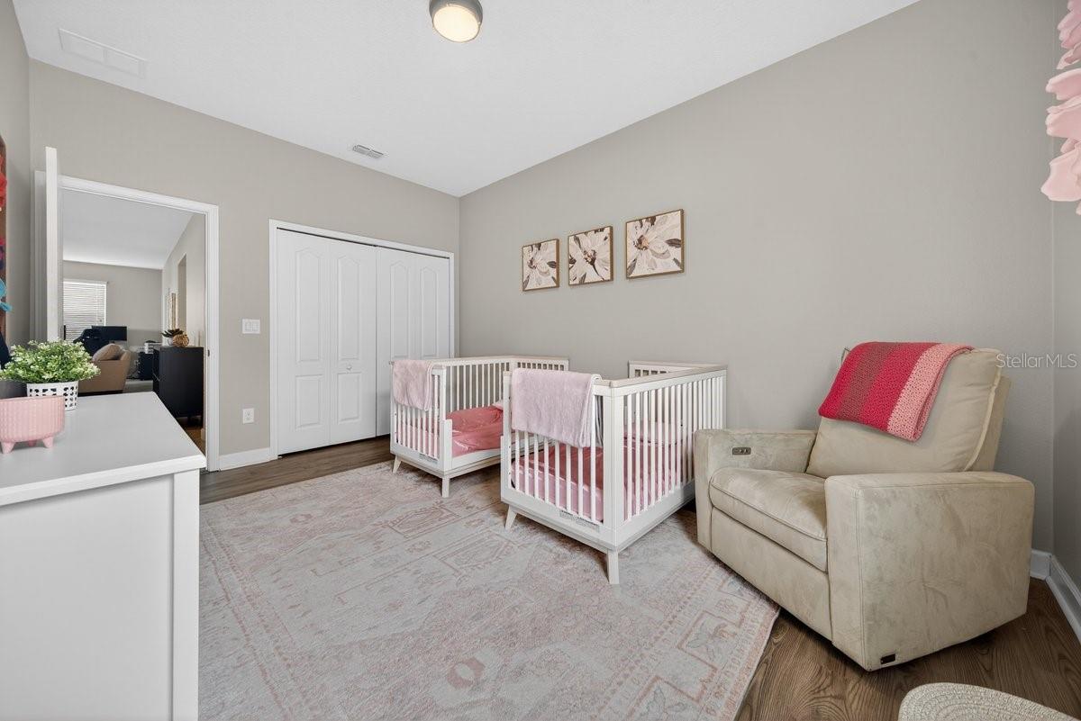 Image 22 of 53 For 2854 Youngford Street