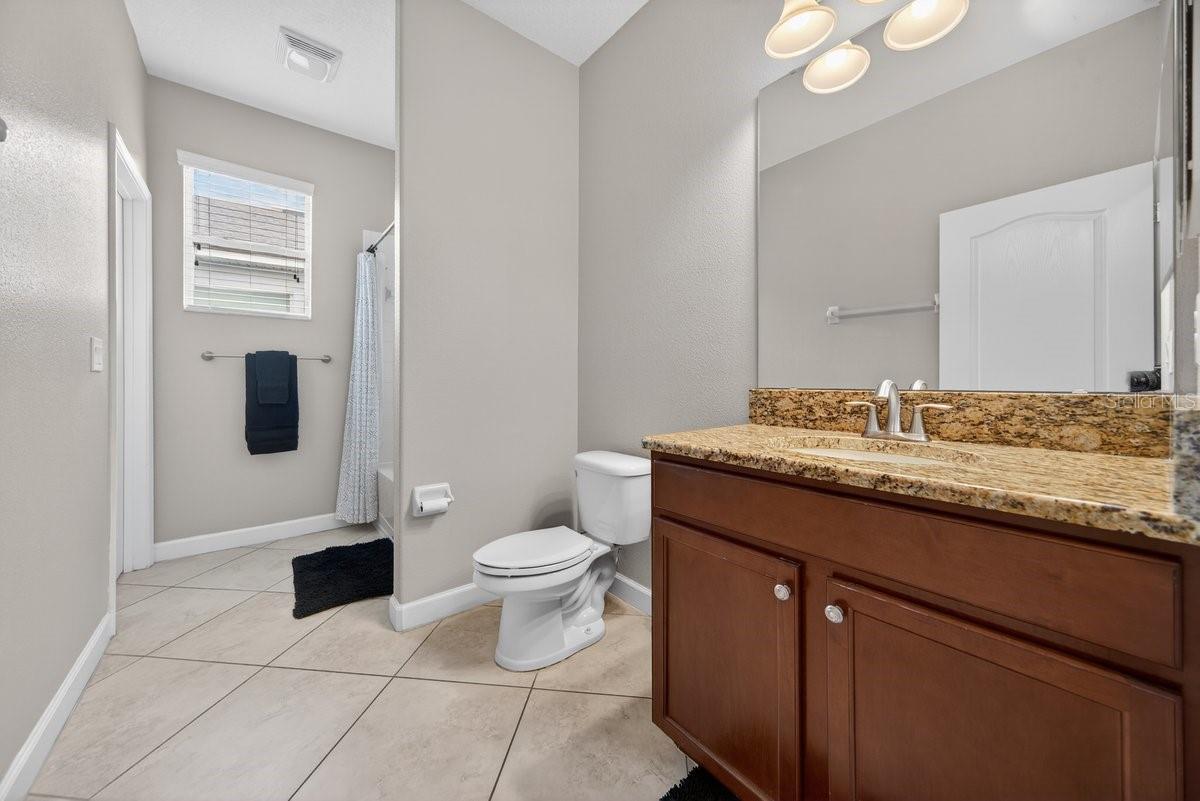 Image 23 of 53 For 2854 Youngford Street