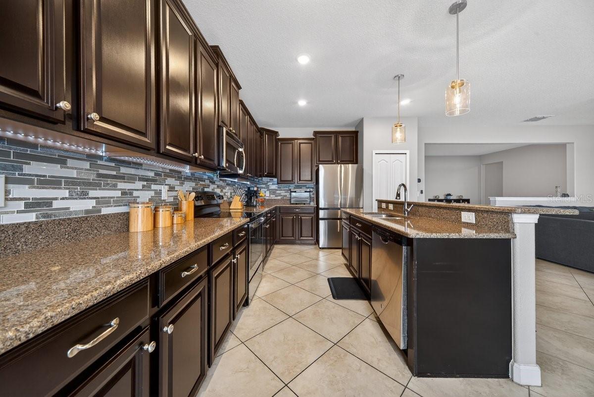 Image 29 of 53 For 2854 Youngford Street