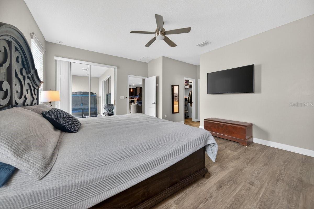 Image 35 of 53 For 2854 Youngford Street