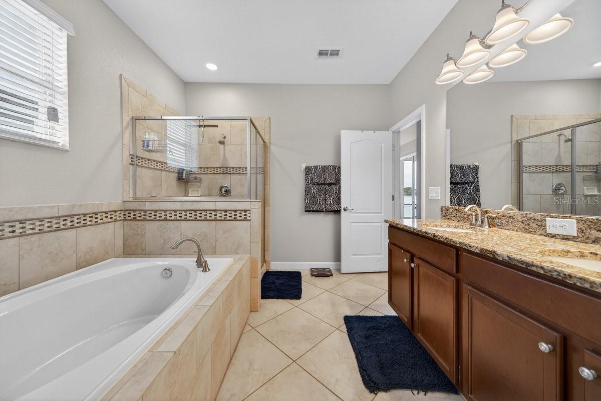 Image 40 of 53 For 2854 Youngford Street