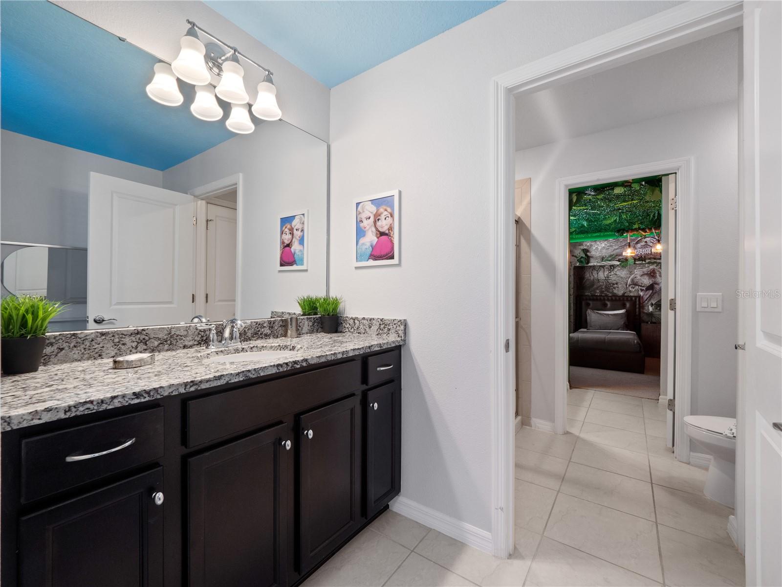 Image 38 of 45 For 1970 Summer Drive