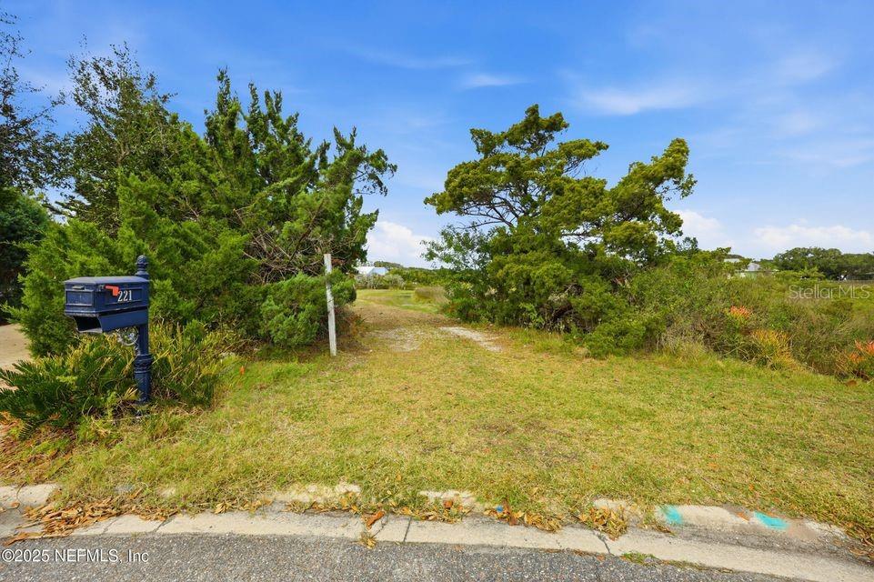 Image 14 of 25 For 225 La Crescenta Drive