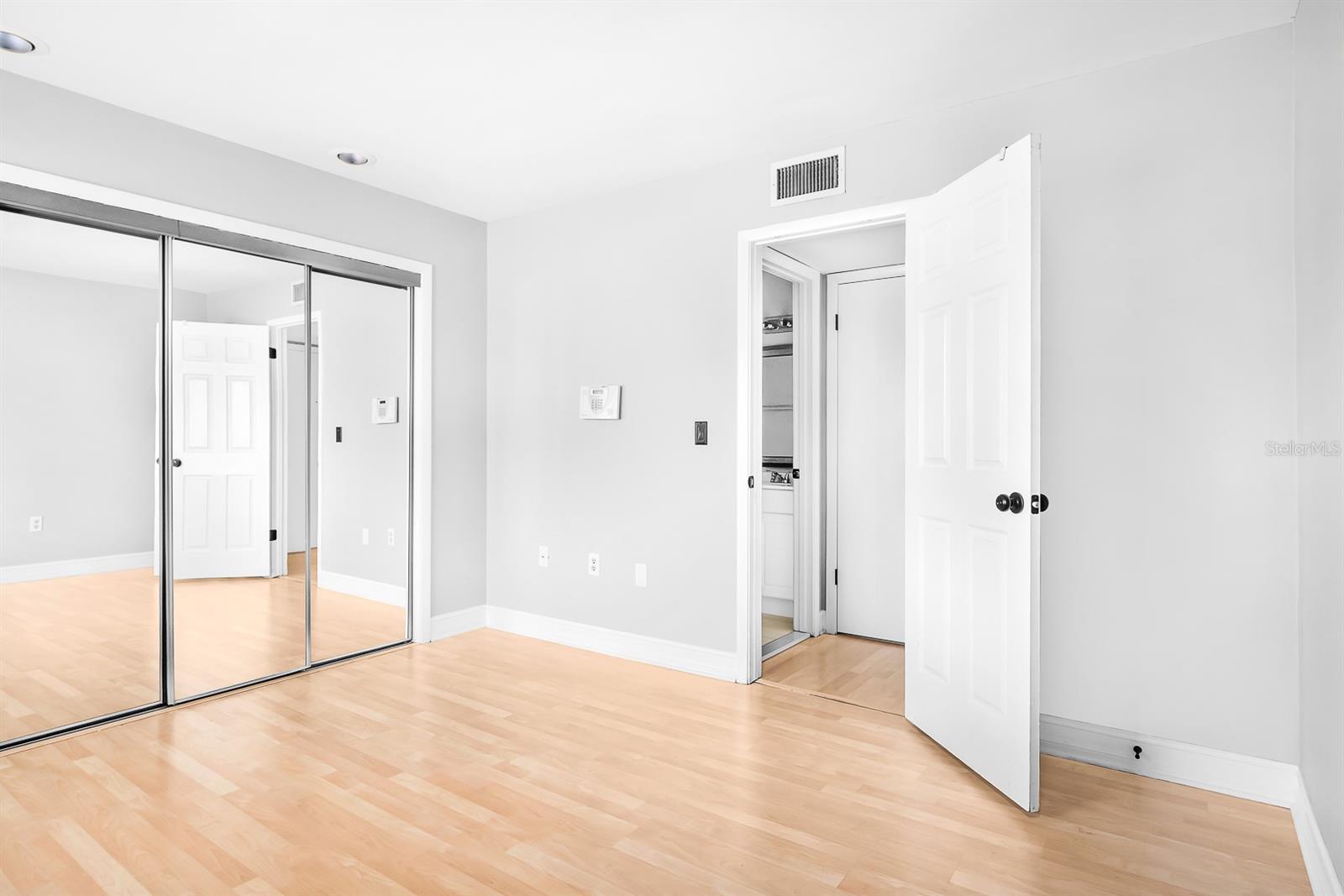 Image 18 of 21 For 5741 Peregrine Avenue 28a