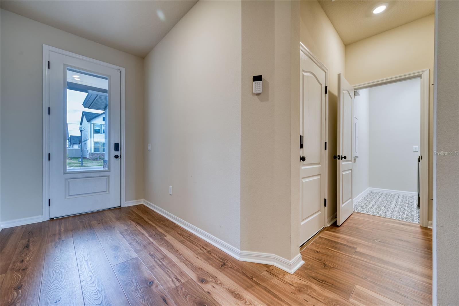 Image 15 of 58 For 16966 Cedar Valley Circle