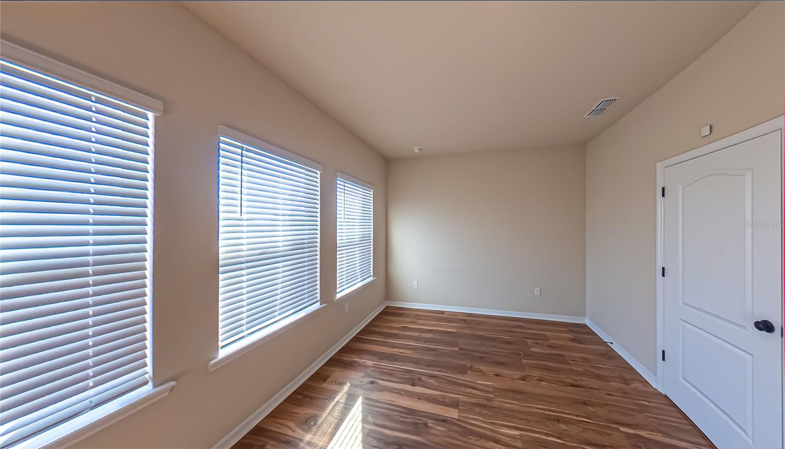 Image 31 of 58 For 16966 Cedar Valley Circle