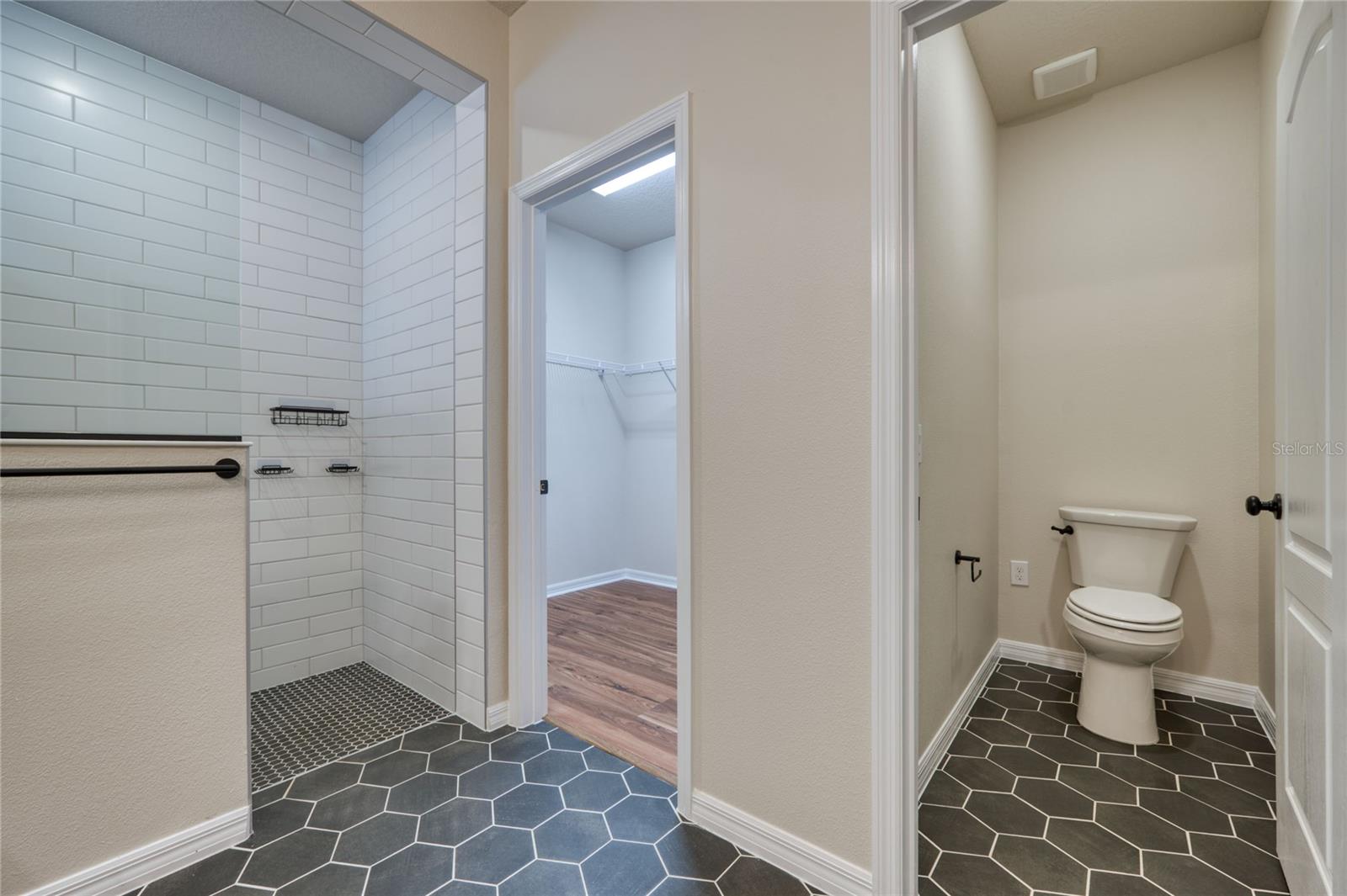 Image 37 of 58 For 16966 Cedar Valley Circle