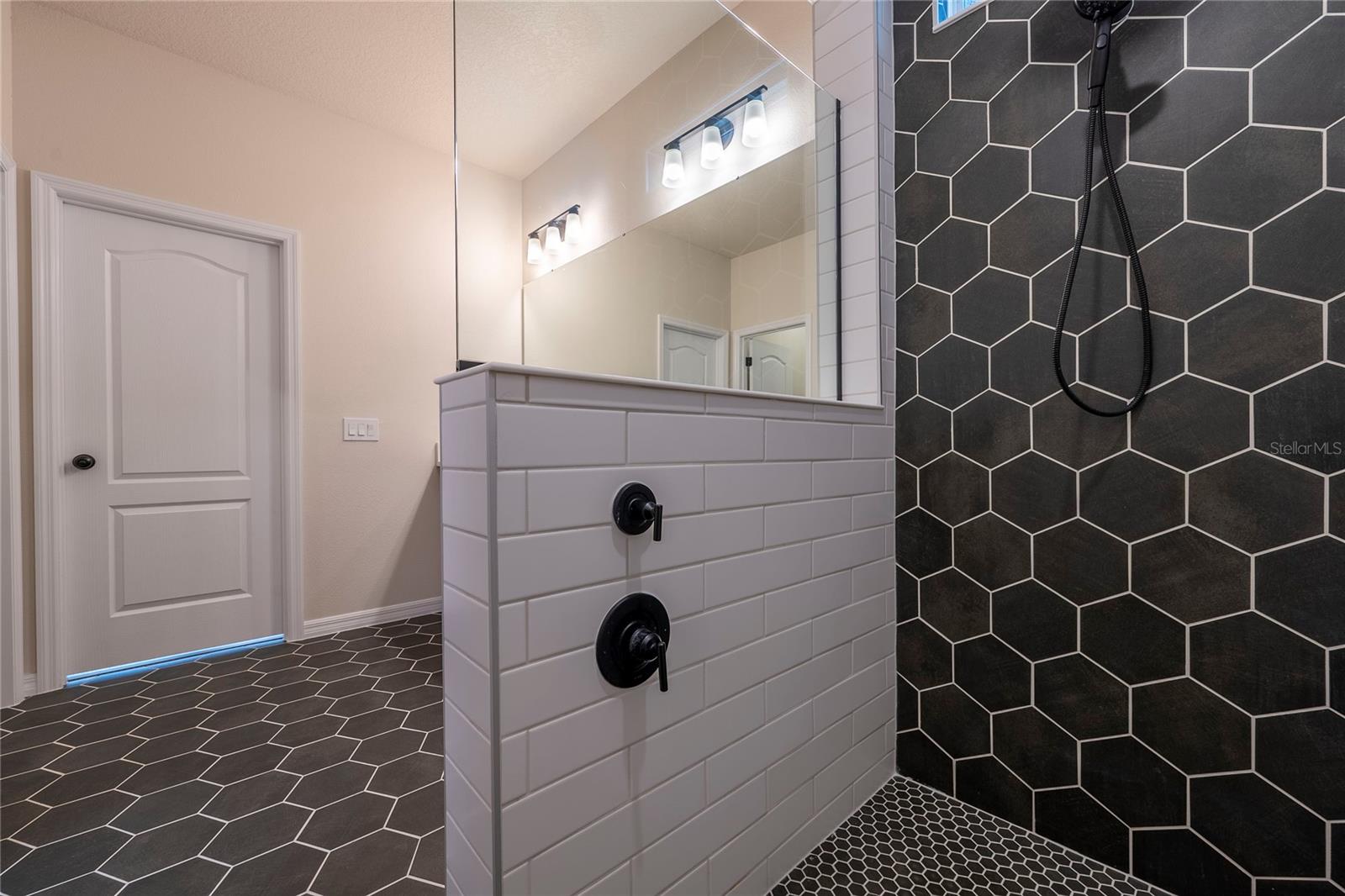 Image 38 of 58 For 16966 Cedar Valley Circle