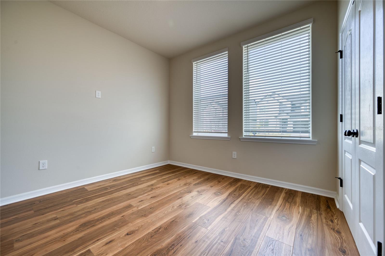 Image 42 of 58 For 16966 Cedar Valley Circle