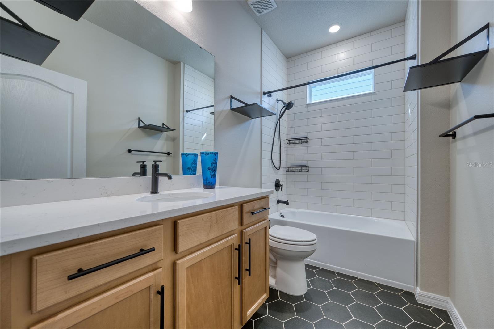 Image 44 of 58 For 16966 Cedar Valley Circle