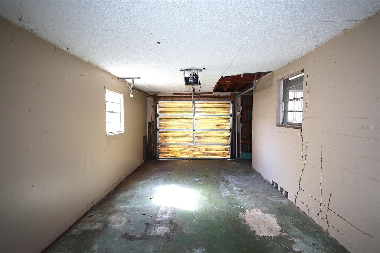 Image 13 of 37 For 1211 Moton Avenue