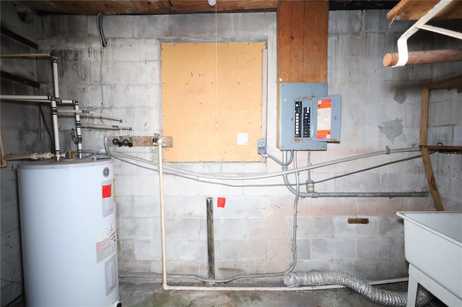 Image 16 of 37 For 1211 Moton Avenue