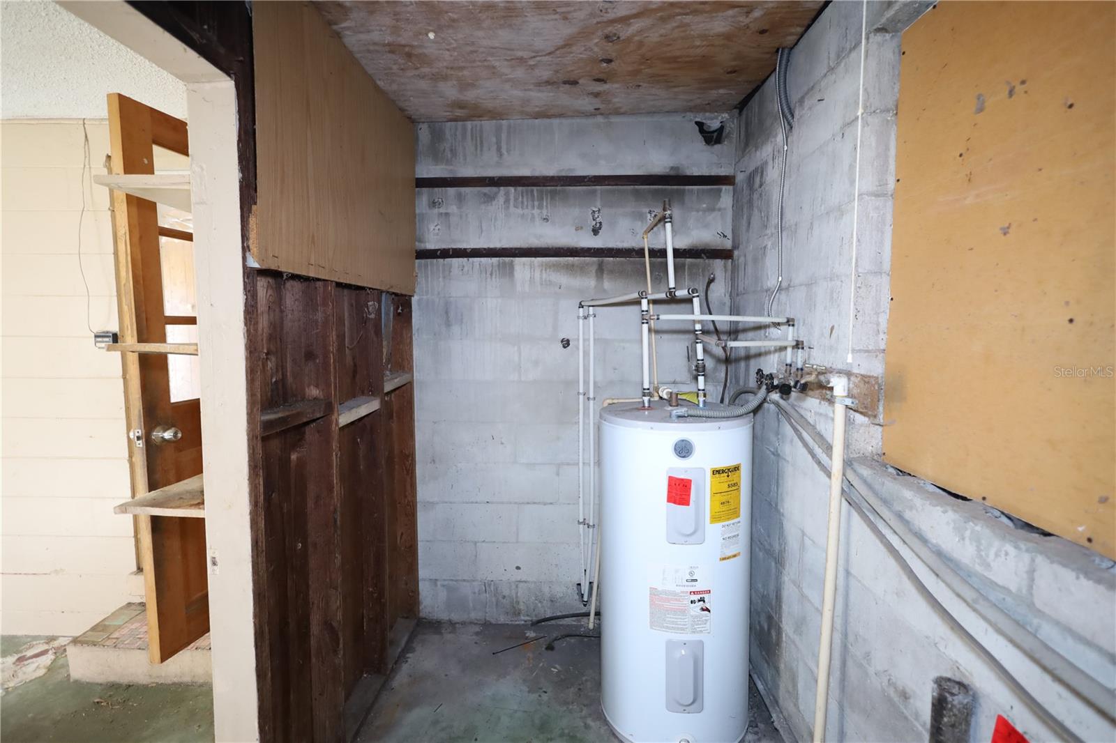 Image 17 of 37 For 1211 Moton Avenue