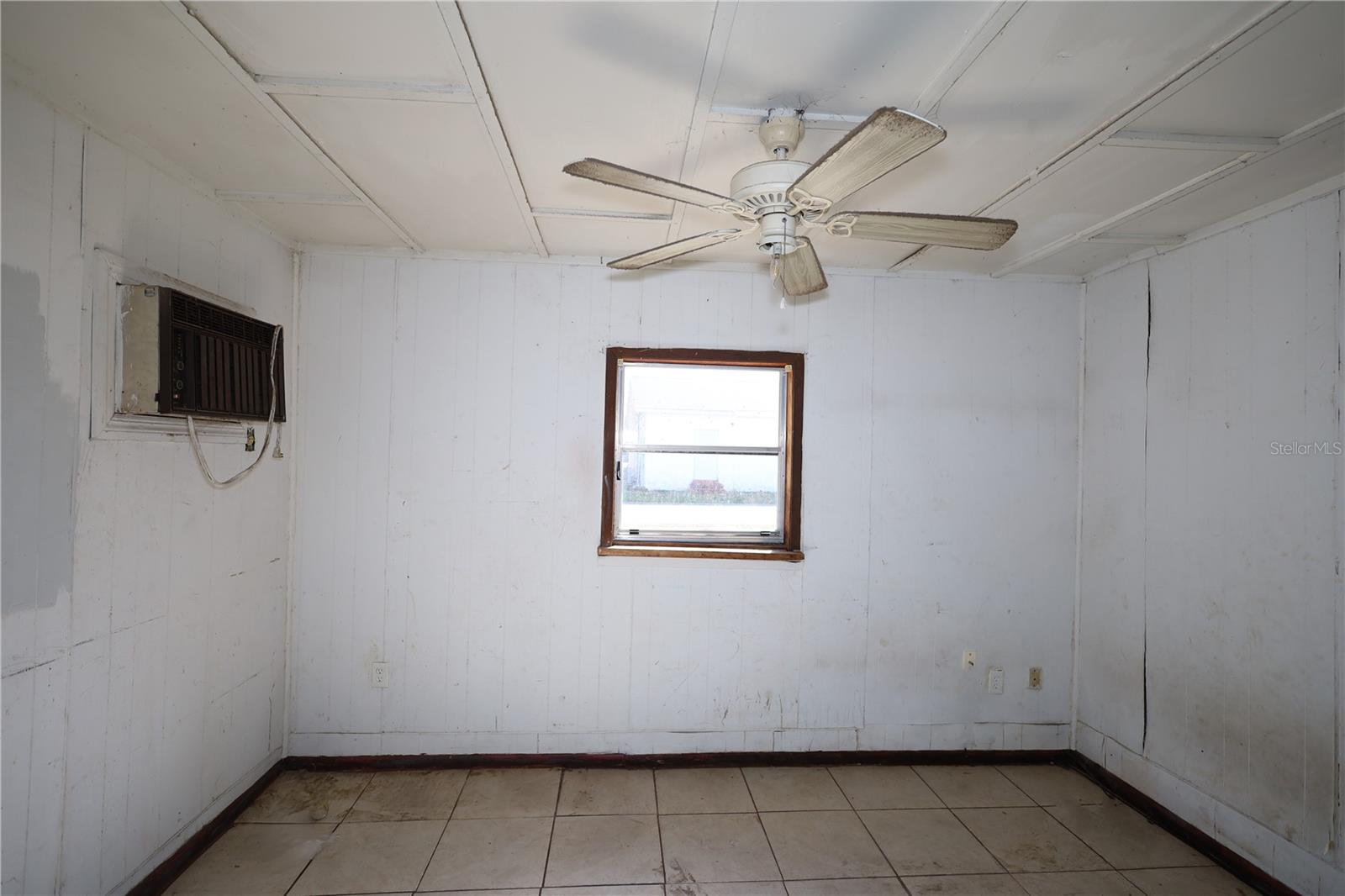 Image 21 of 37 For 1211 Moton Avenue