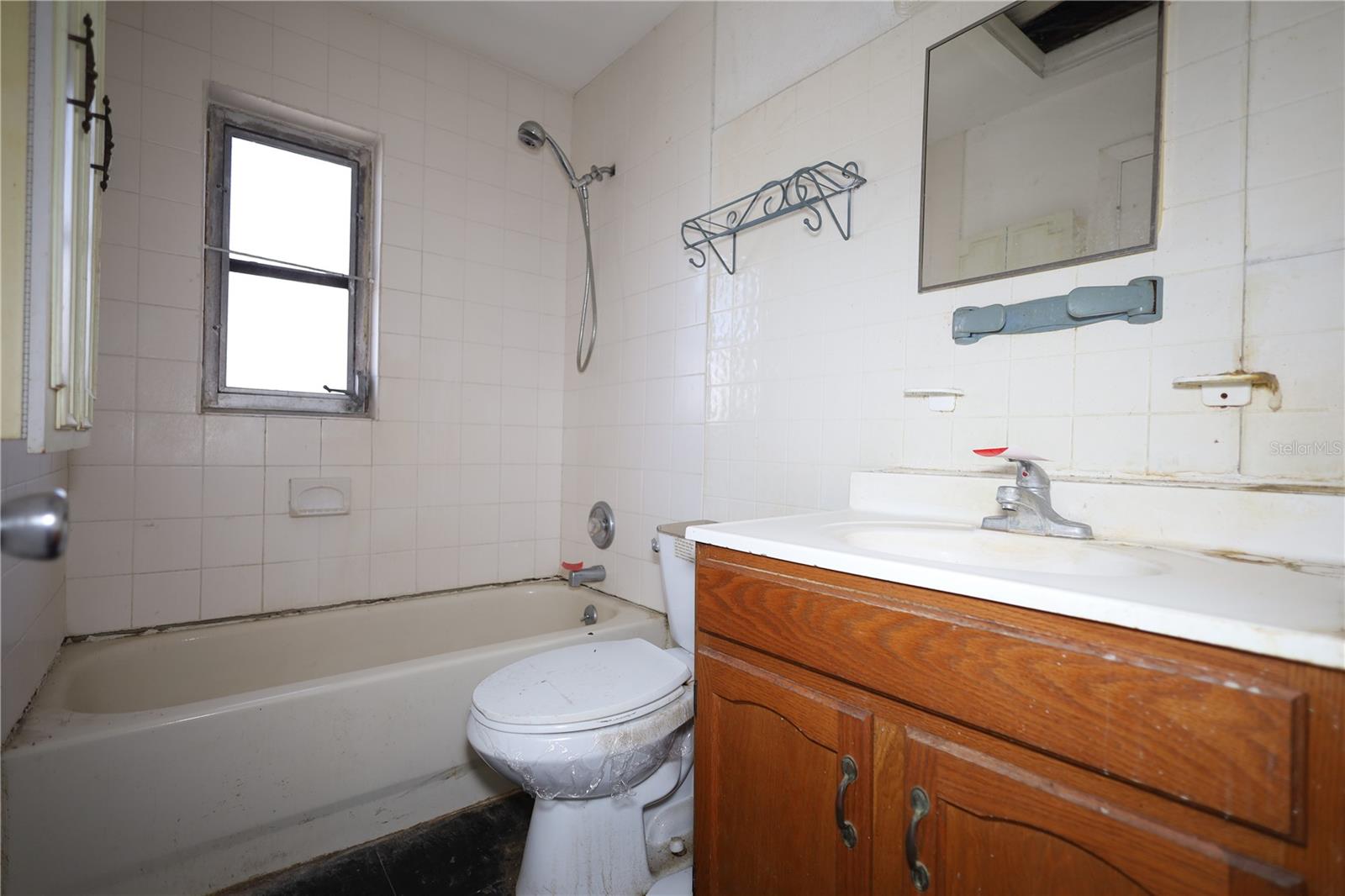 Image 26 of 37 For 1211 Moton Avenue