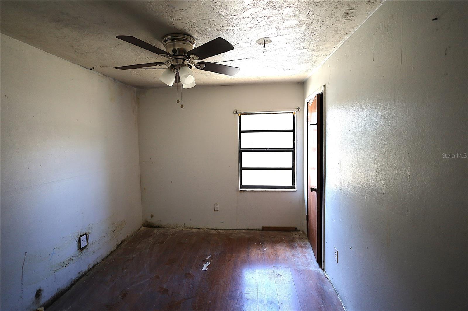 Image 35 of 37 For 1211 Moton Avenue