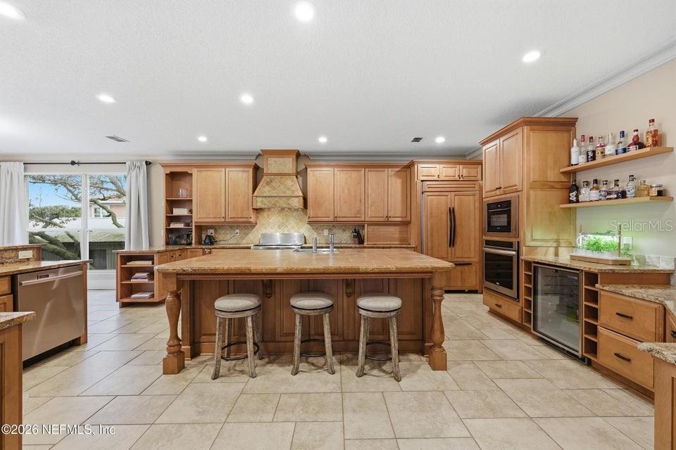 Image 30 of 99 For 7149 Middleton Avenue