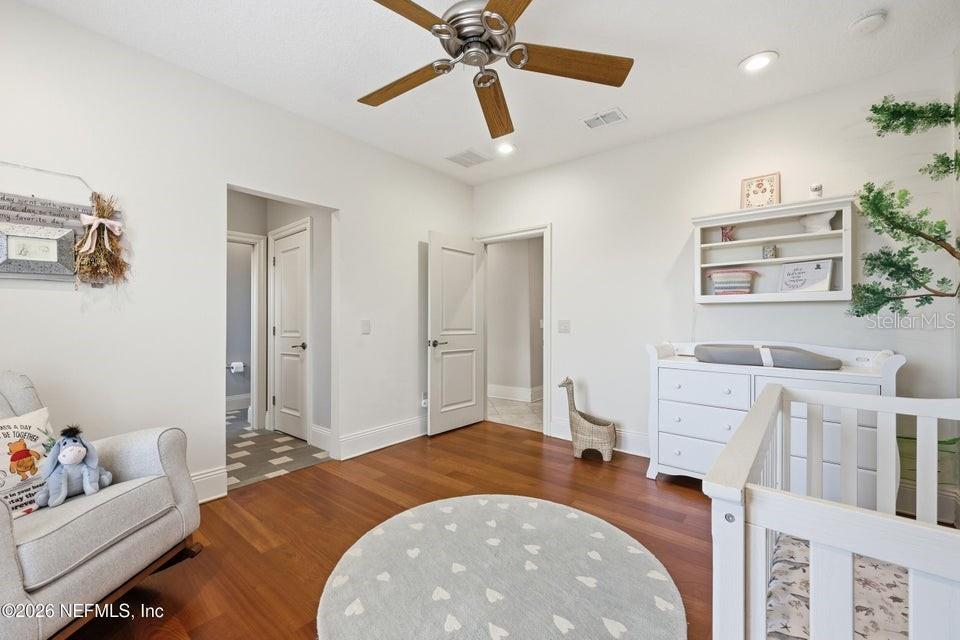 Image 61 of 99 For 7149 Middleton Avenue