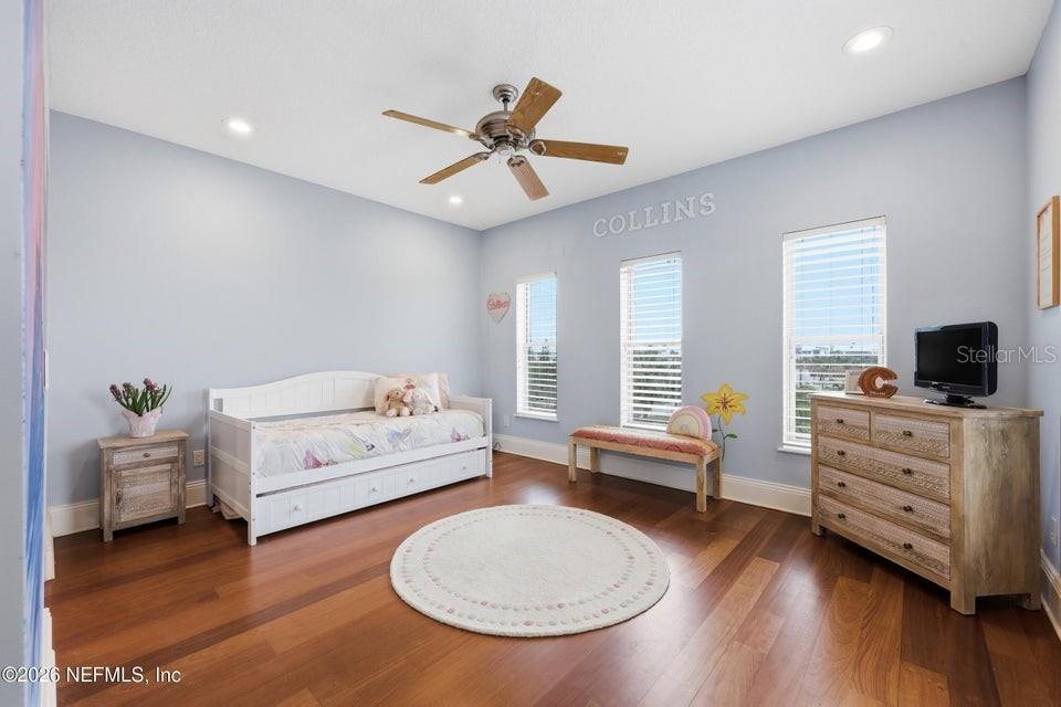 Image 65 of 99 For 7149 Middleton Avenue