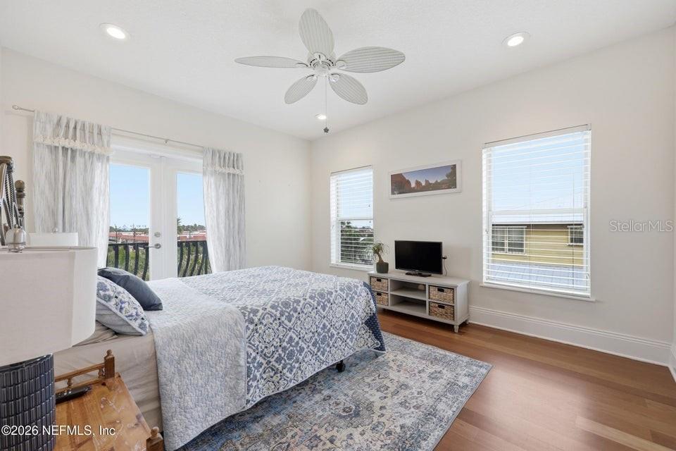 Image 68 of 99 For 7149 Middleton Avenue