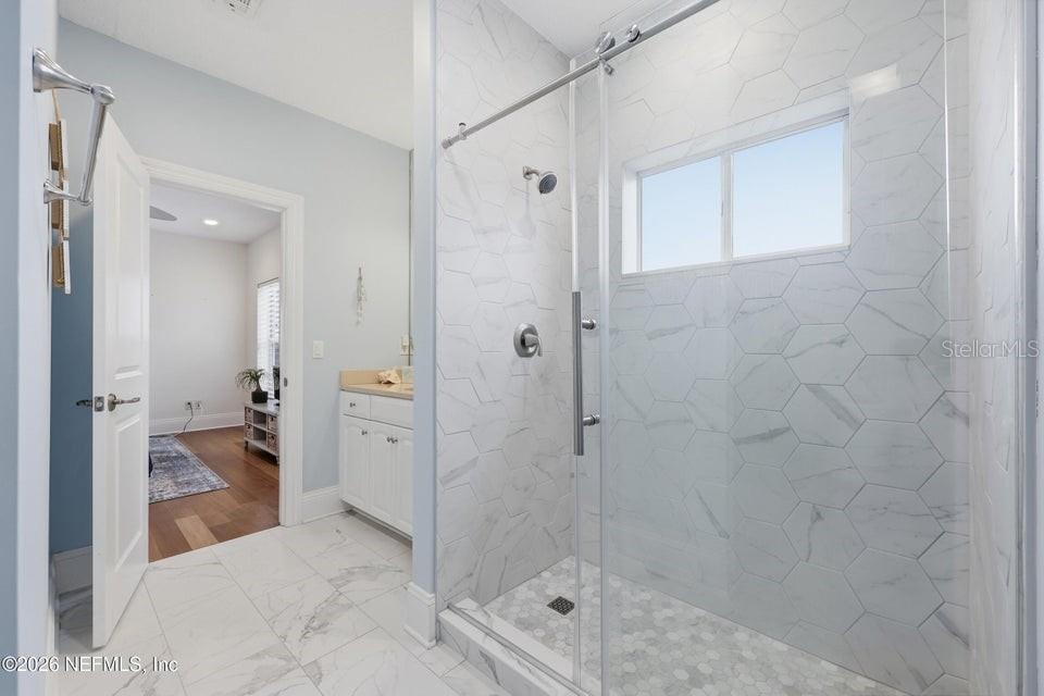 Image 70 of 99 For 7149 Middleton Avenue