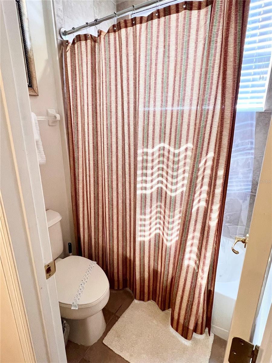 Image 13 of 24 For 1406 Reunion Boulevard