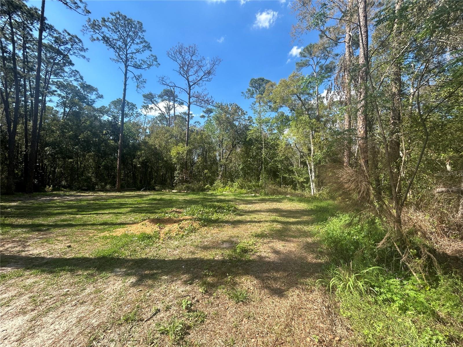 Image 4 of 4 For 2648 Park Avenue