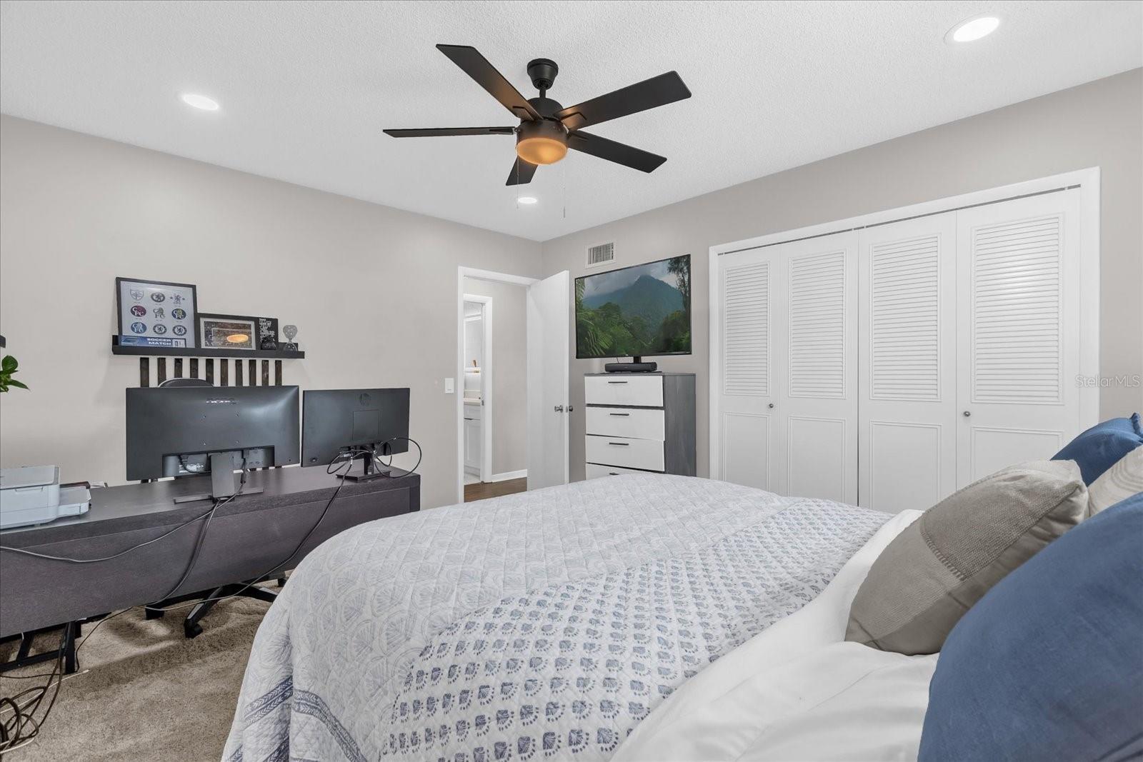 Image 15 of 27 For 11137 Acme Drive 207 A